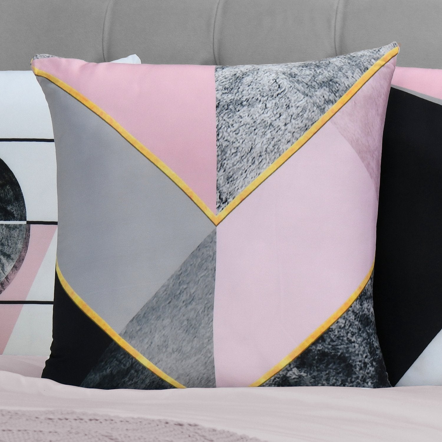 LOV EVO CUSHION COVER (Pack of 4)