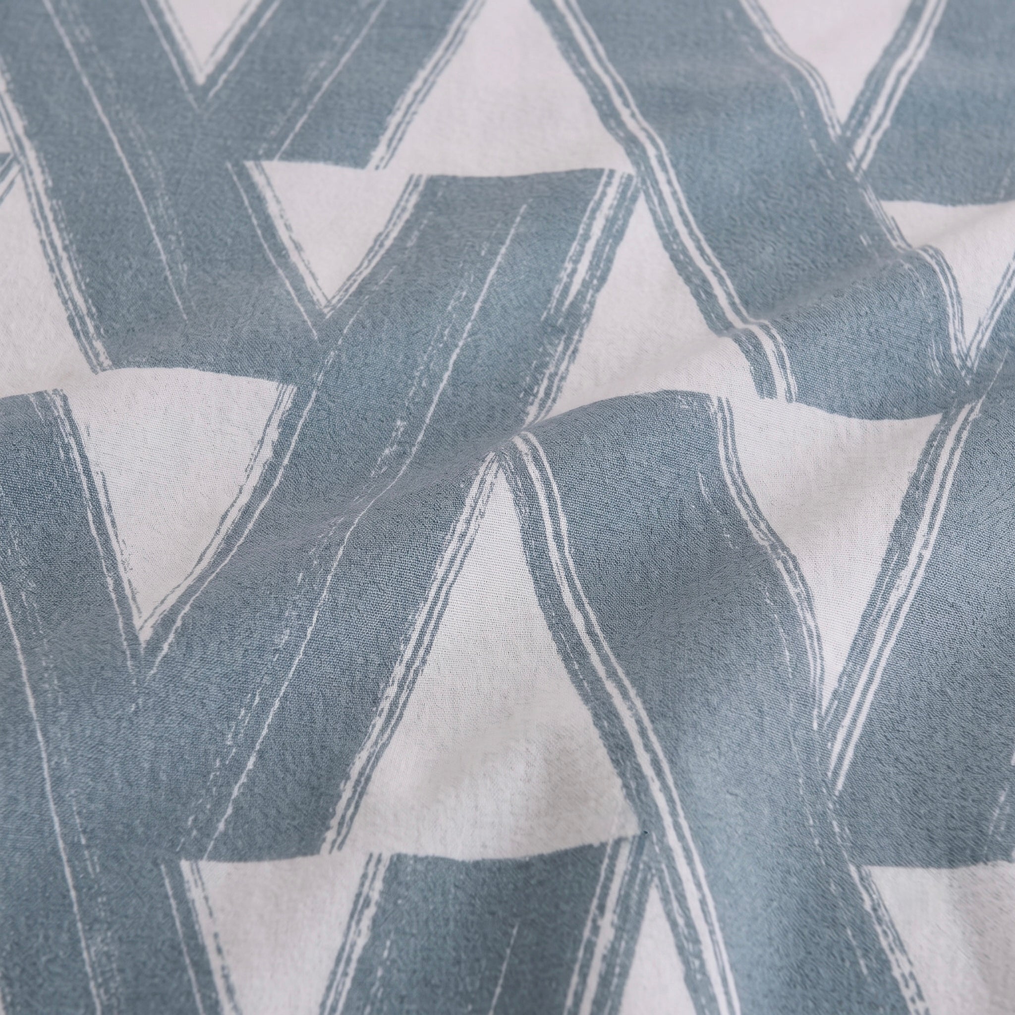 Contemporary Brushstroke Chevron 3-Piece Bedding