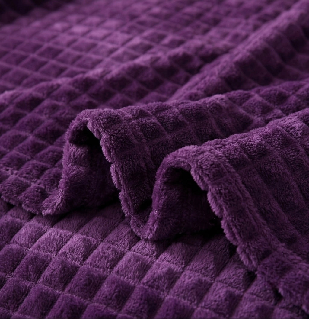 ZIMSHA Premium 3D Waffle Plush Fleece Blanket – Deep Plum Purple (200x240 cm)